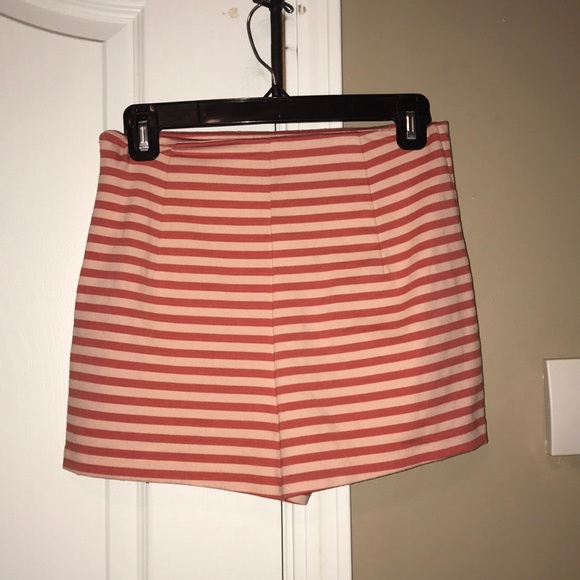 FREE PEOPLE HIGH WASTED SHORTS - Picture 3 of 3